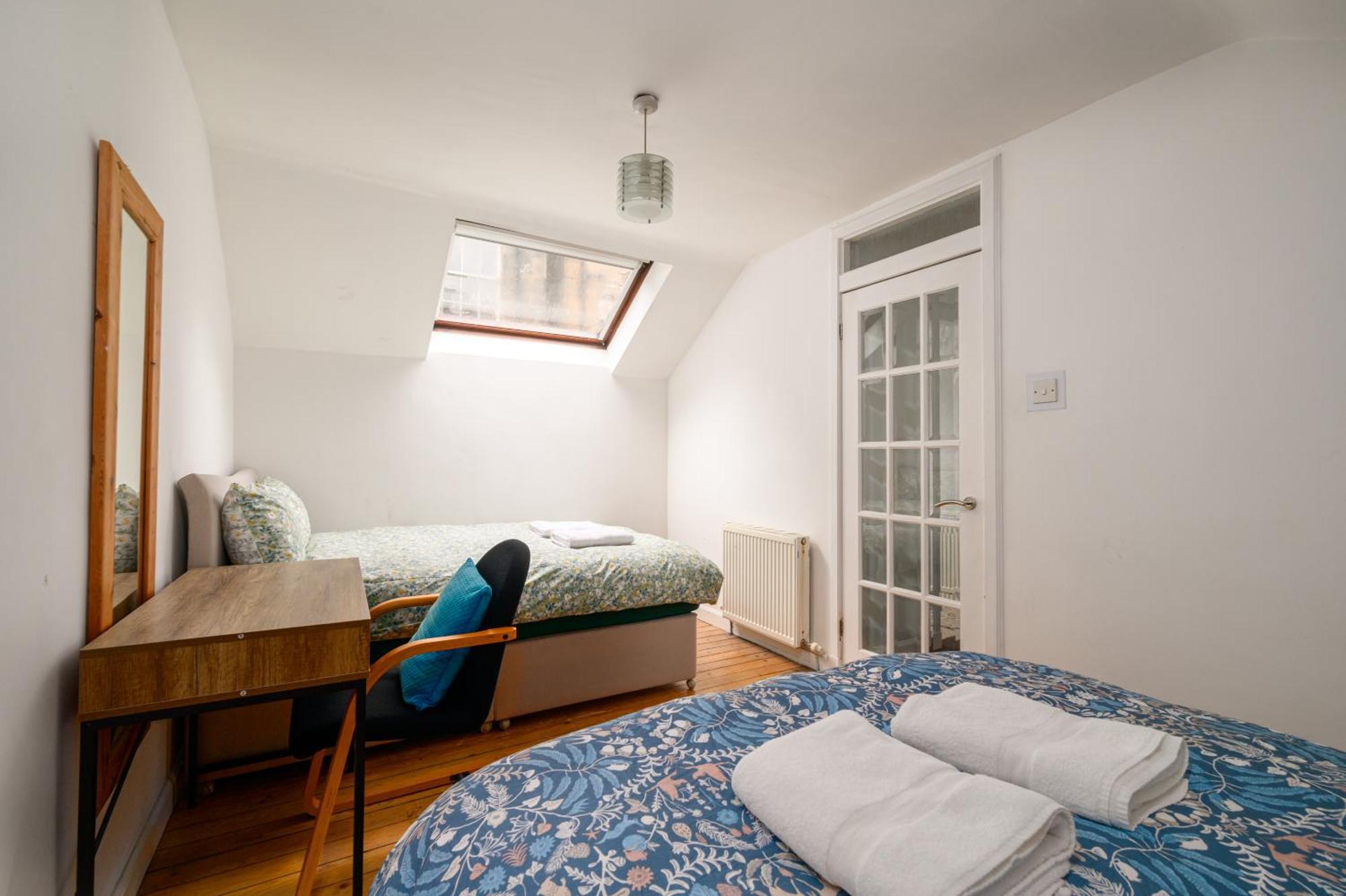 Bright - Central - Sleeps 10 Edinburg Exteriör bild