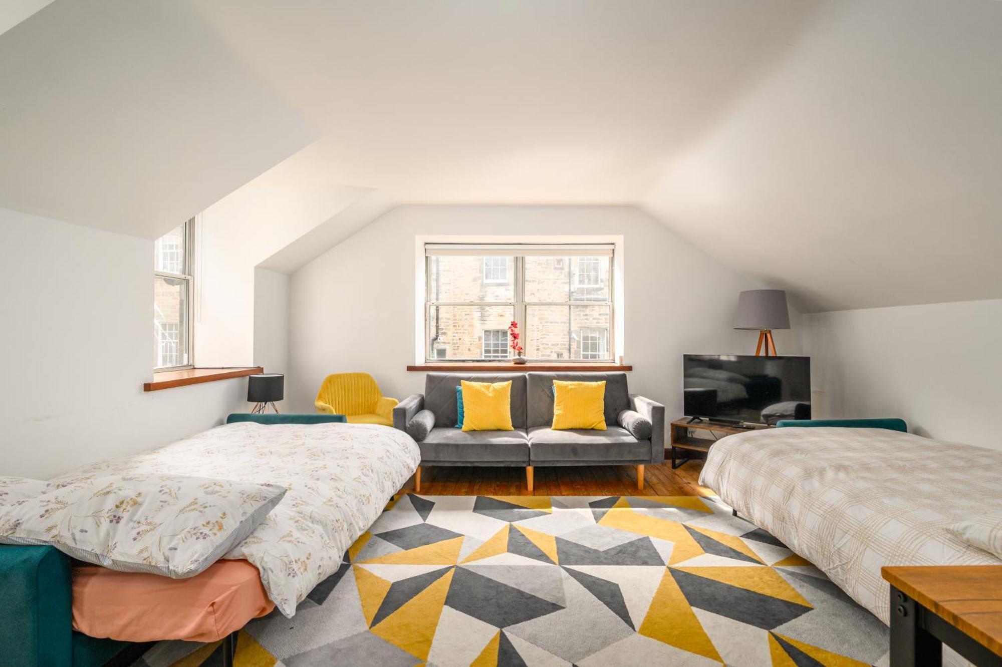 Bright - Central - Sleeps 10 Edinburg Exteriör bild
